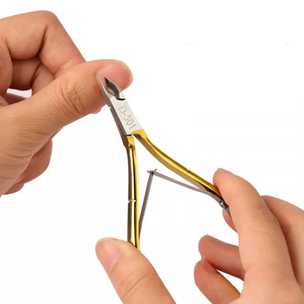 Cleste profesional pentru unghii si cuticule, Zenail, auriu