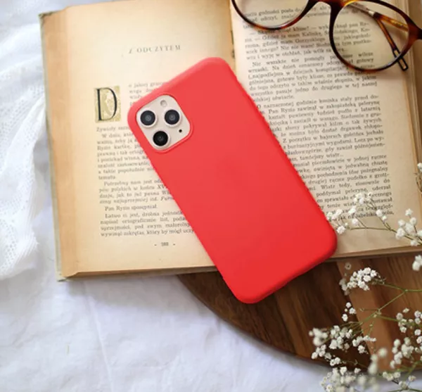 Husa de protectie Loomax, iPhone 13, silicon subtire, rosie