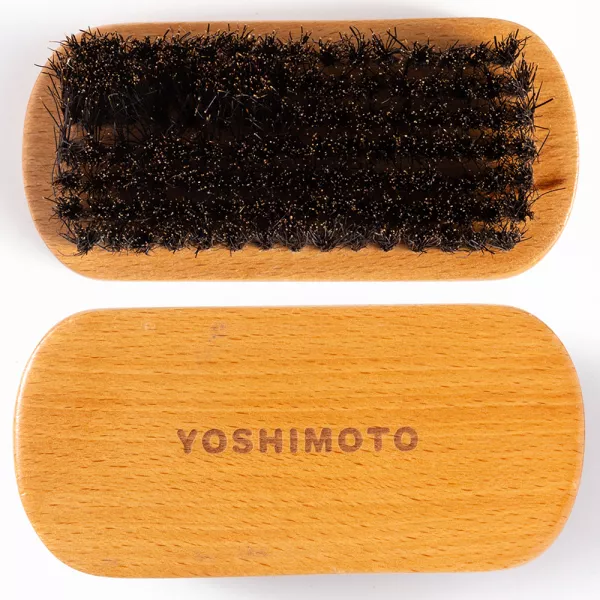 Set barber Yoshimoto, Man With Style, cu foarfeca, ulei, ceara, perie, sampon, pieptene dublu, beard shaper, pelerina neagra cu ventuze