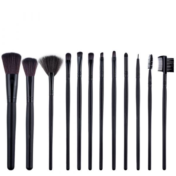 Set 12 pensule makeup Megaga, Lila Rossa, cu husa neagra 