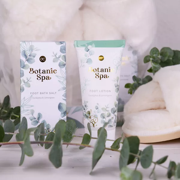 Set cadou femei, lotiune de picioare, sare de baie, papuci