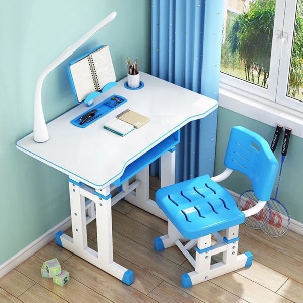 Set birou 70x49x70 cm si scaunel 37x31x70 cm, pentru copii, cu lampa LED, inaltime reglabila, Hectarul KT0043 (albastru)