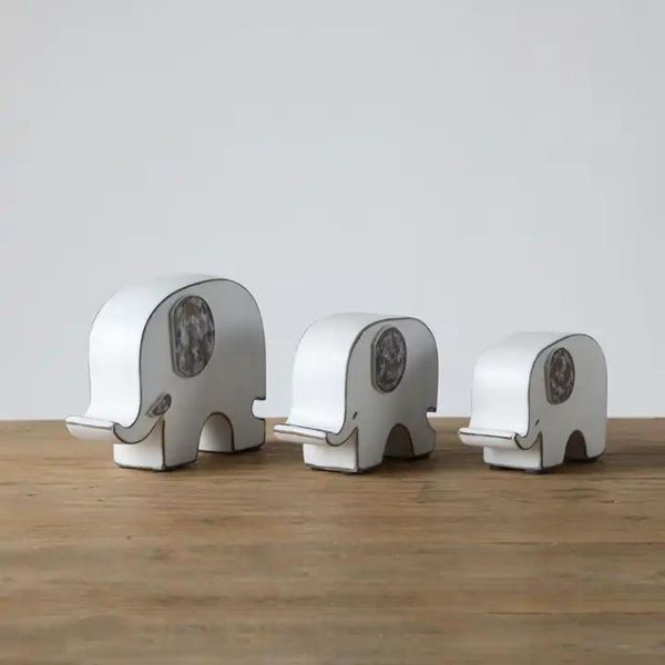 Set de 2 decoratiuni elefanti albi din polirasina 21.5 cm Yazhi
