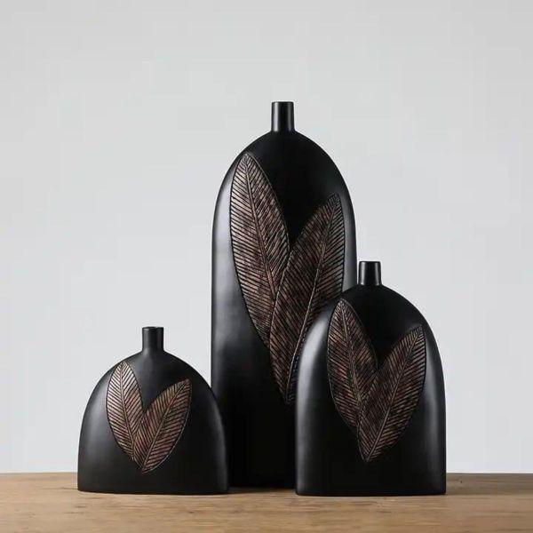 Vaza neagra din polirasina 25 cm Yazhi