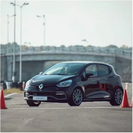 Experienta Renault Clio R.S. Trophy cu instructor dedicat, 1 la 1
