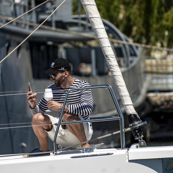 Sailing, Plimbări cu Velierul & Cursuri de Navigație - Petrecerea Burlacilor pe Velier | Limanu | 10 persoane, smartexperience.ro