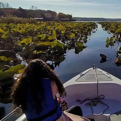 Plimbare cu barca pe lacul Snagov | 2 persoane