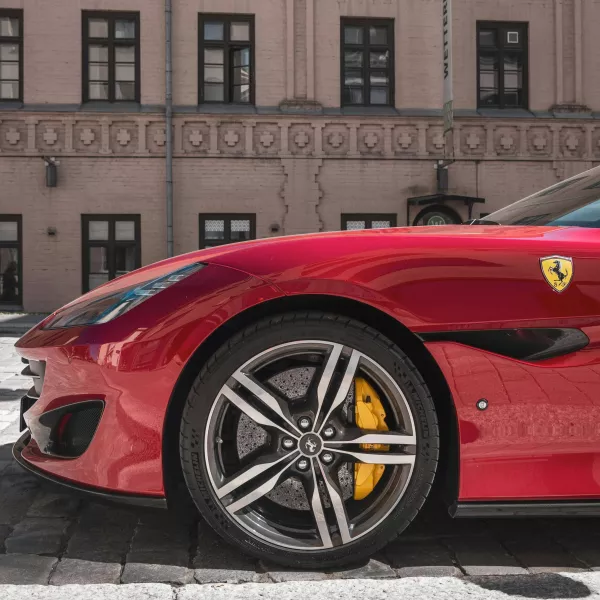 Traieste Experienta Ferrari!
