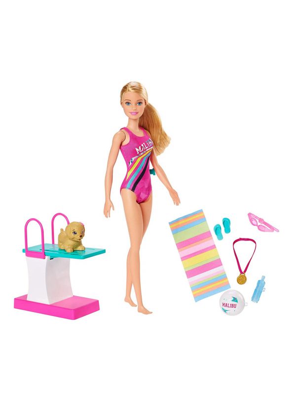 Papusa Barbie cu accesorii pentru inot GHK23