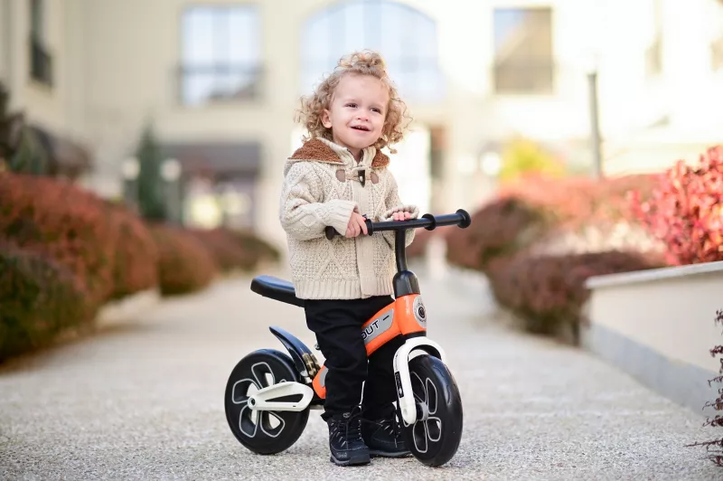 Bicicleta de echilibru Scout, de la 2 ani pana la 4 ani, roti mari, sa reglabila, Negru cu Alb 7