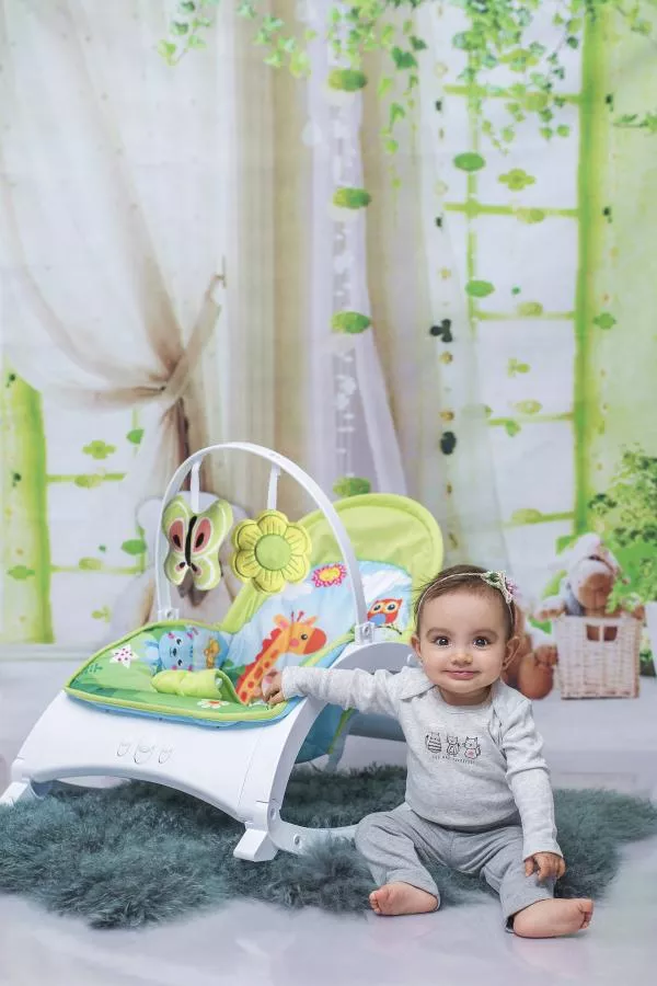 Fotoliu balansoar, Enjoy, cu vibratii si muzica, Beige Daisy 9