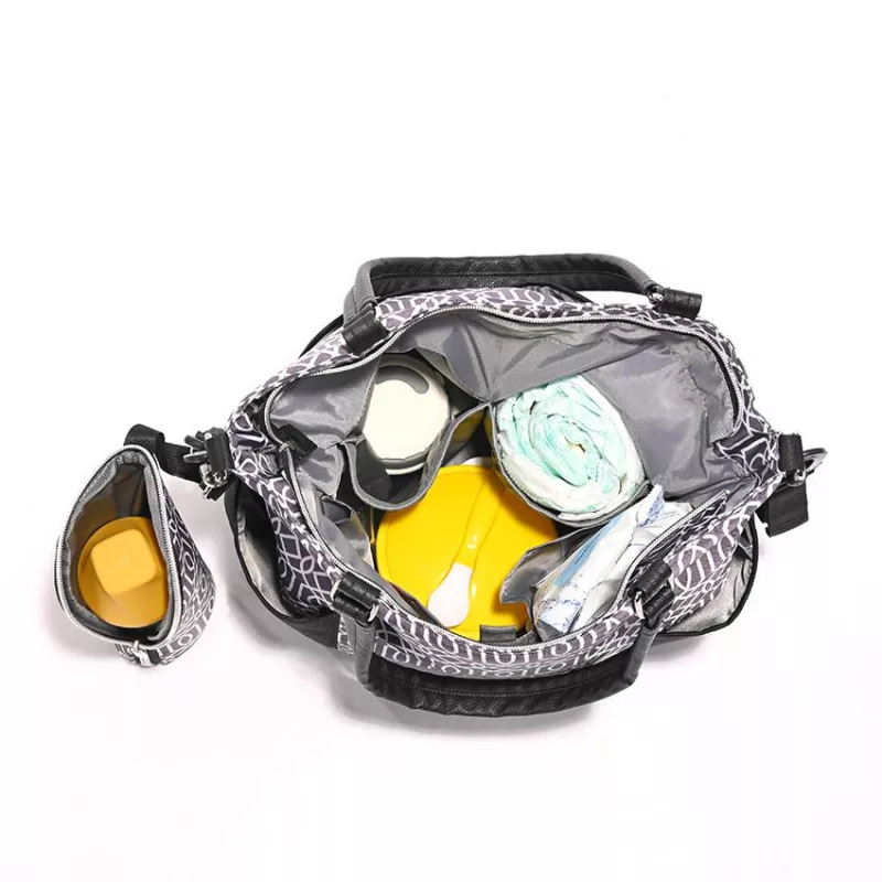 Geanta accesorii bebelusi, Laura, compartimentata, Black 2