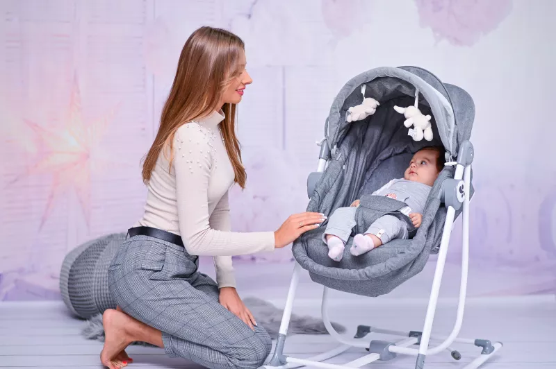 Patut leagan pentru nou nascut 2 in 1, Alicante, Pink 5