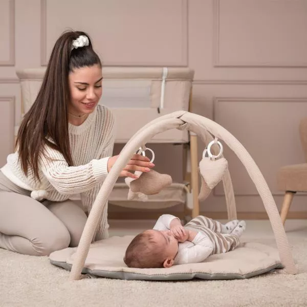 Saltea de activitati pentru bebelusi, Moments, jucarii textile cu sunet si zornaitoare, 83x83 cm, 0 luni+, Beige 3