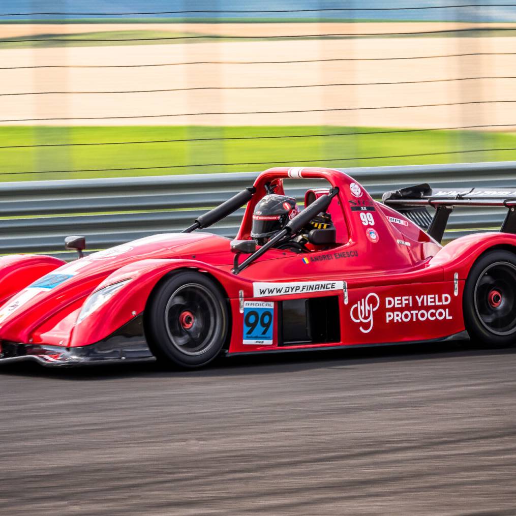 Experiențe Auto Cadou - 5 Tururi PROTOTIP RADICAL SR3, smartexperience.ro