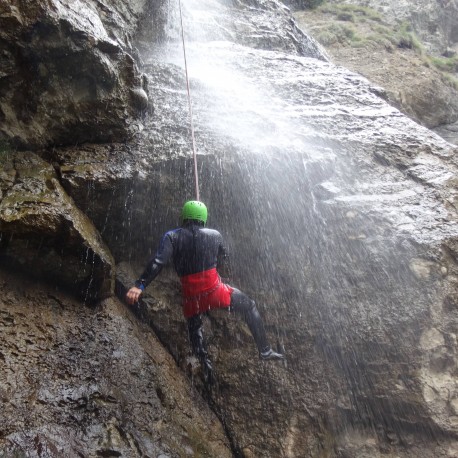 Secret Santa - Canyoning Sinaia | 1 persoana (10466), smartexperience.ro