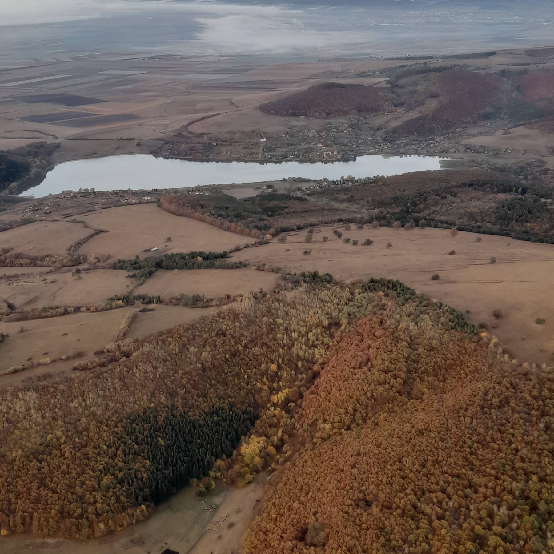 Zbor cu balonul in zona Moacsa-Lacul Padureni | cazare | cina | 2 persoane