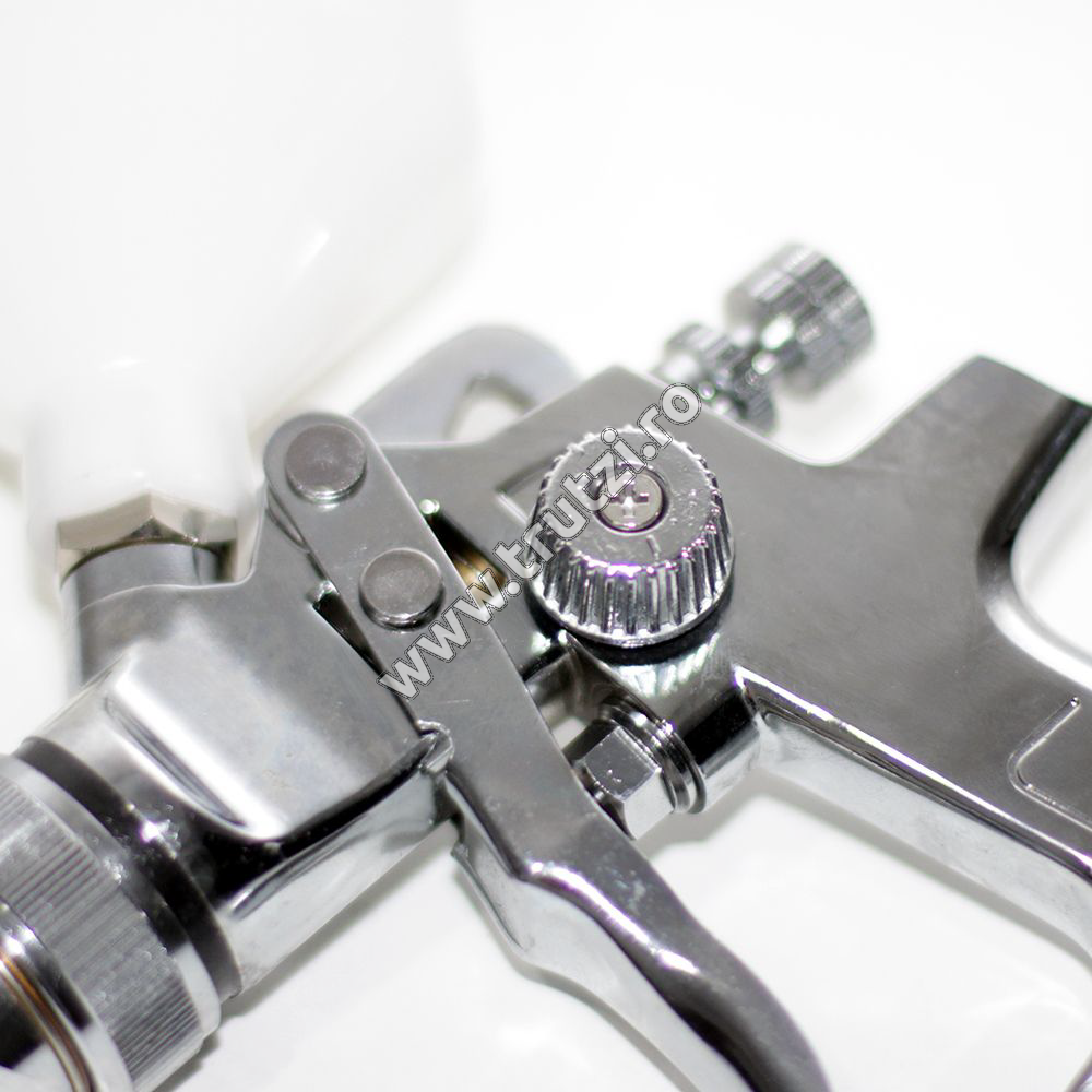 Pistolete de vopsit 81012 PISTOL DE VOPSIT CU DUZA 1.4MM 810